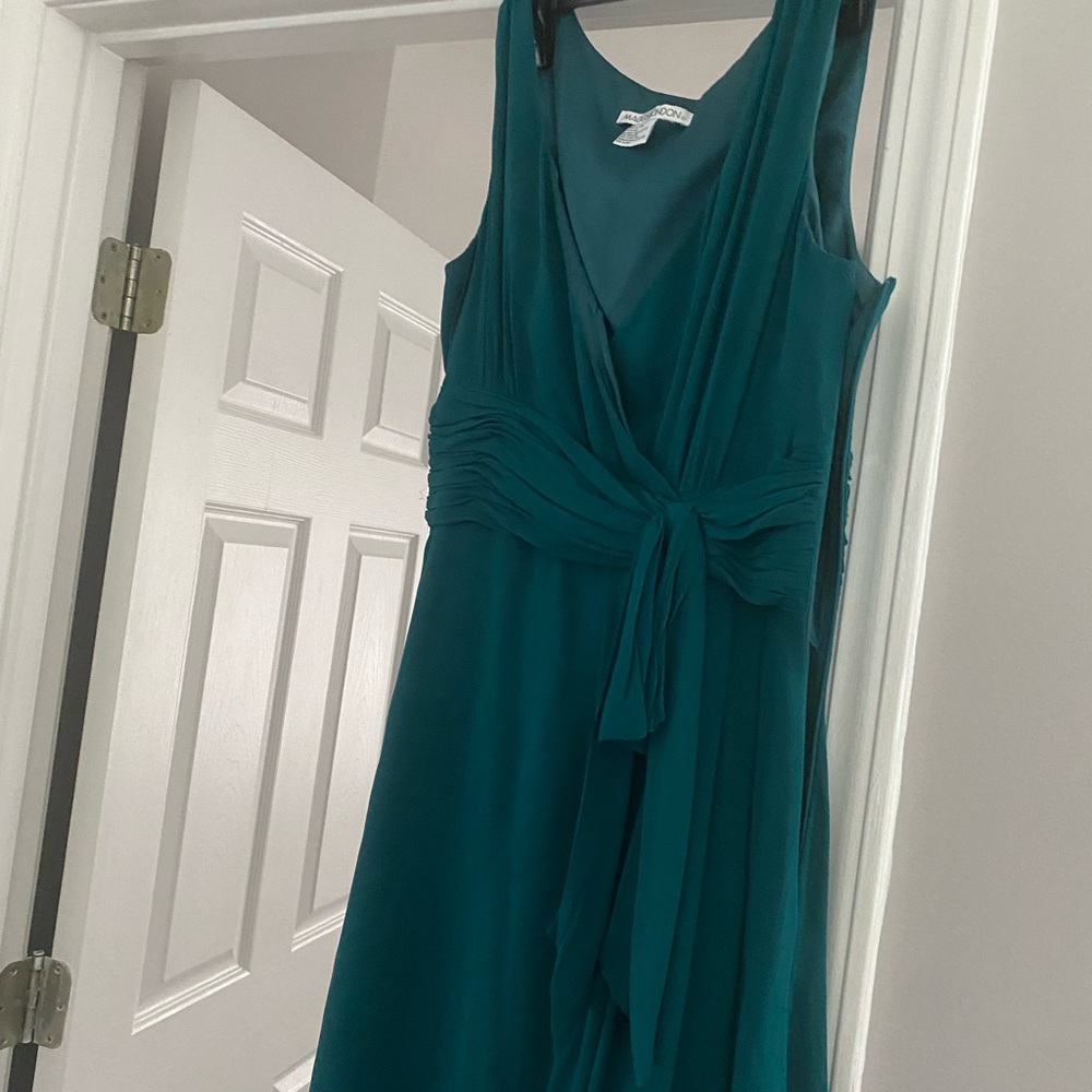 Dress - Picture 3 of 5